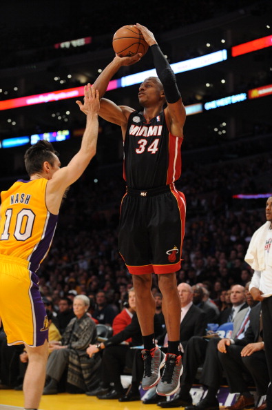 用他的表现 用他的表现