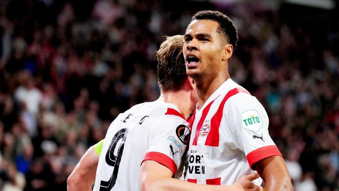 教练在接受 教练在接受