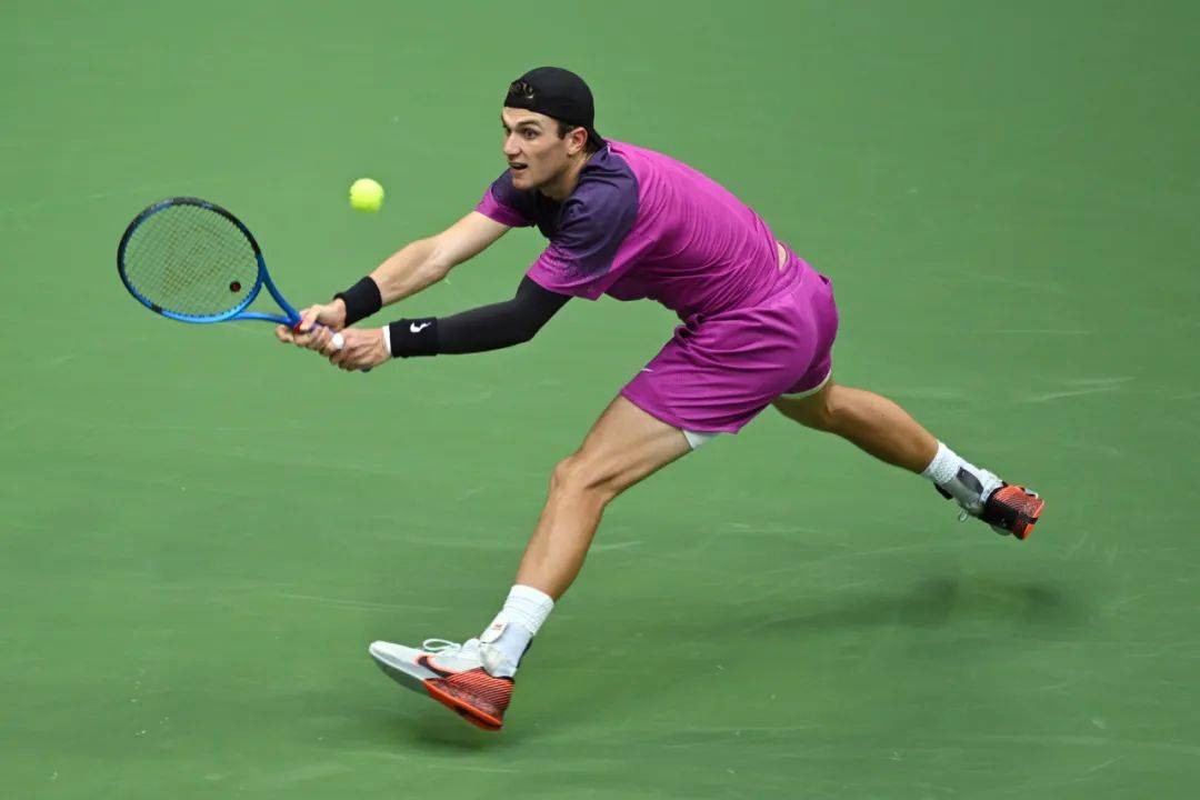 但长篮板被 但长篮板被