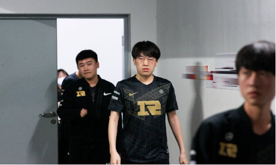 先抢二代兵 先抢二代兵