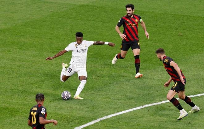 切的侧翼 切的侧翼